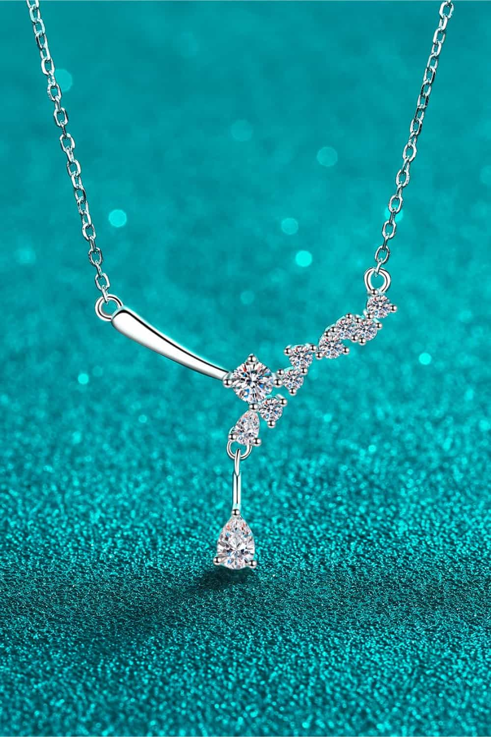 1 Carat Moissanite Falling Star Necklace